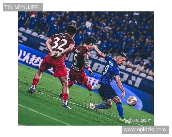 东京与上海绿地申花的较量谁能在亚洲足球舞台上脱颖而出