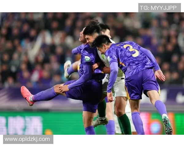 中超天津泰达迎战强敌全力争胜力争进入前列 中超天津泰达迎战强敌全力争胜力争进入前列